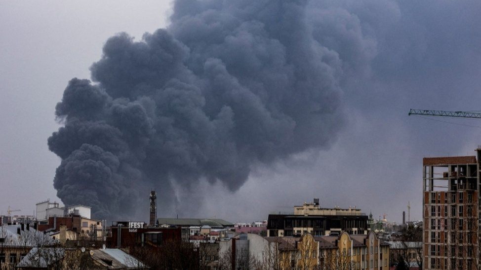 War in Ukraine: Five injured after explosion in western city of Lviv